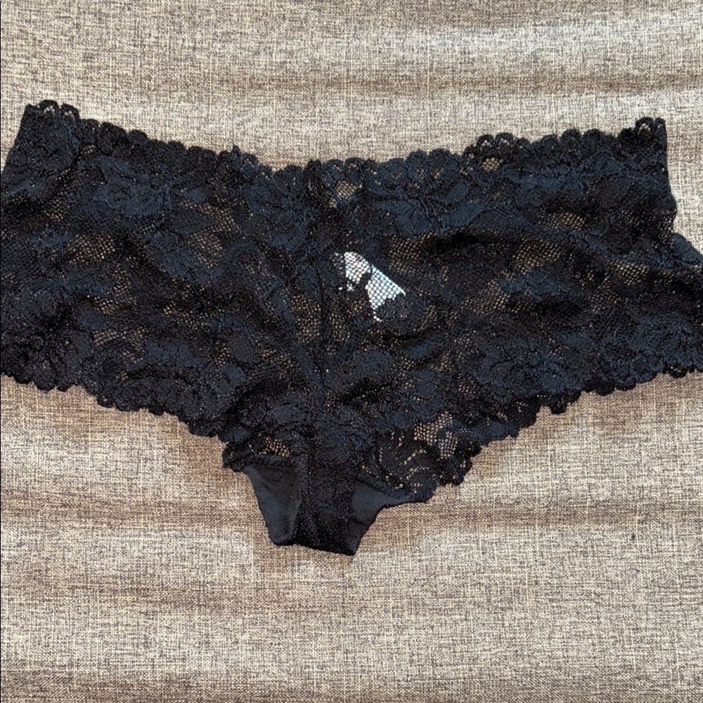 Elegant Black Lace Women's Intimate